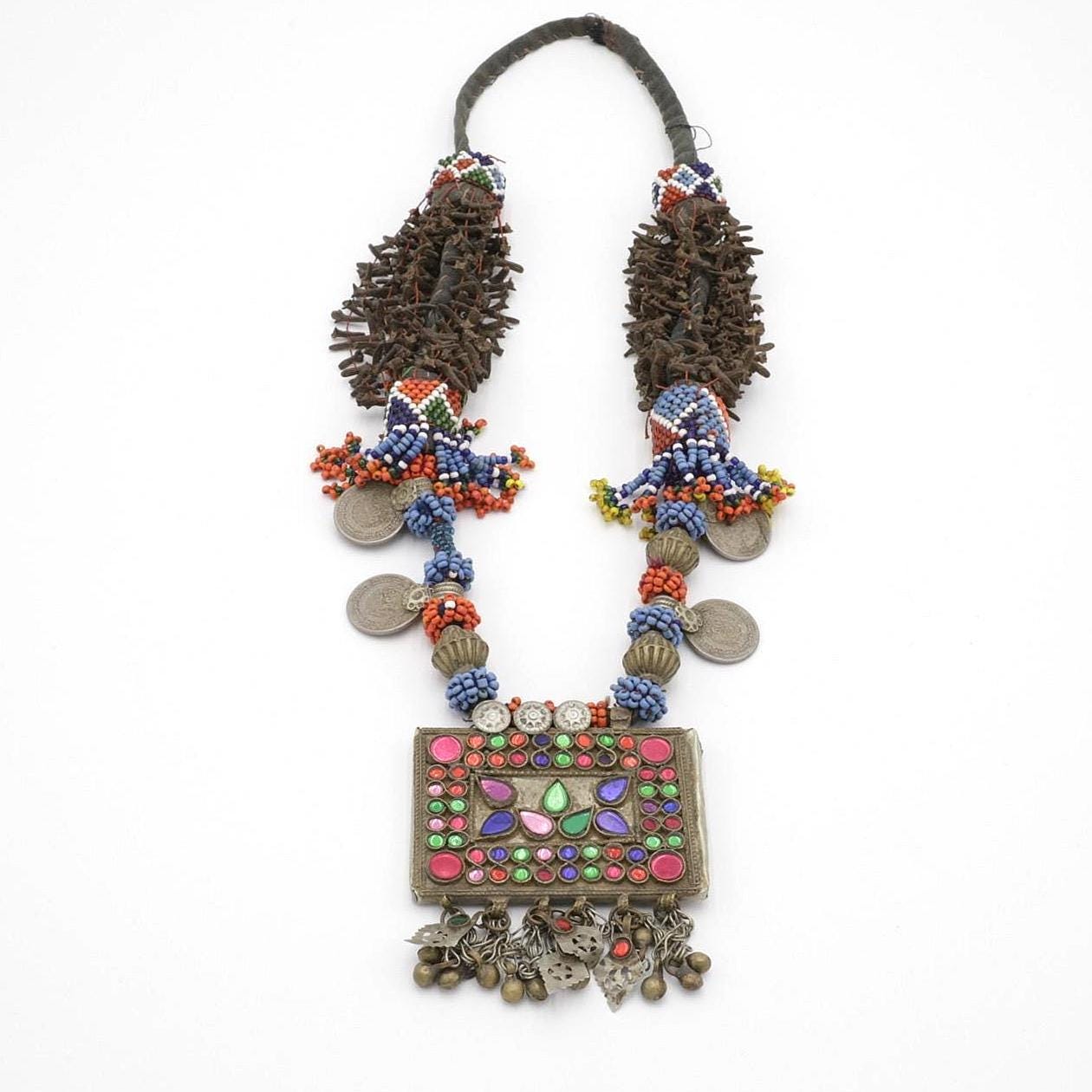 Vintage Kuchi Statement Necklace: Large Ethnic Tribal Choker with Cloves for Belly Dance