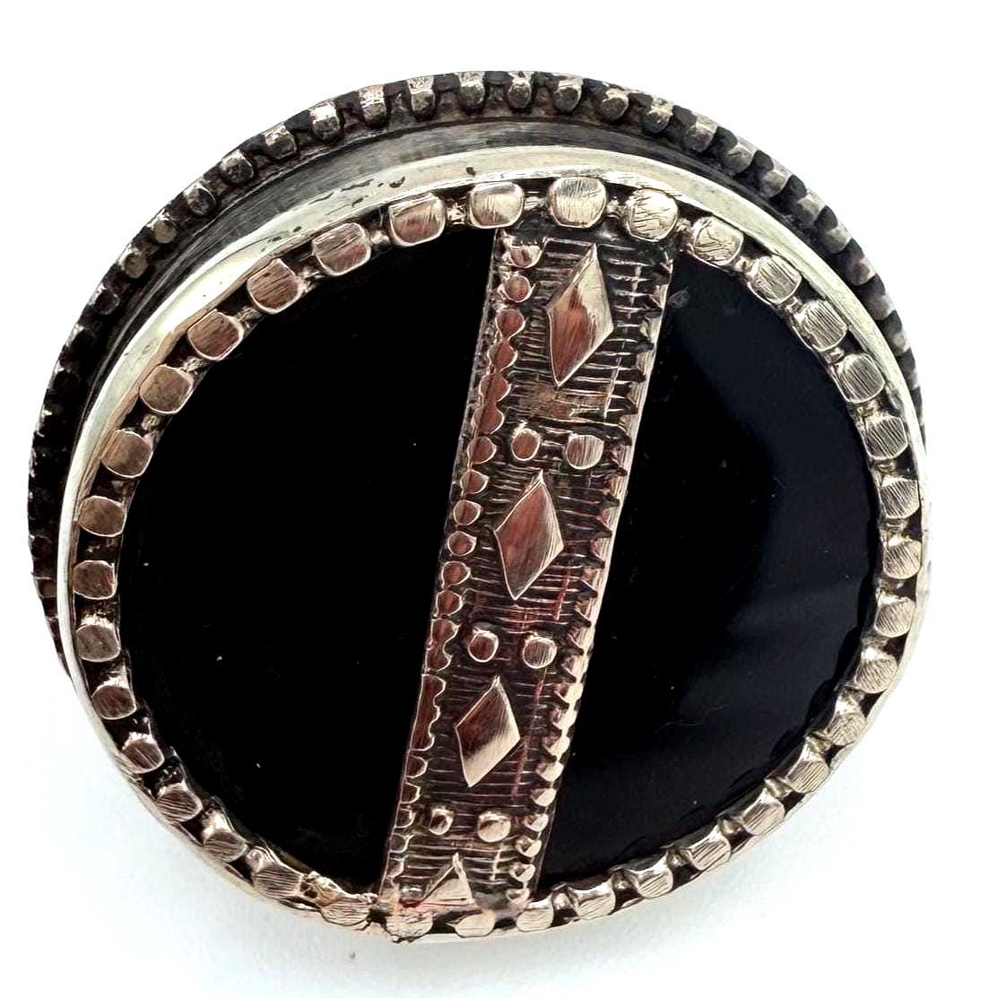 Vintage Afghan Statement Rings: Engraved Gemstone Jewelry for Festivals